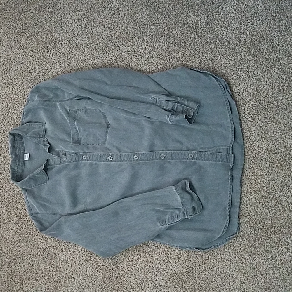 Old Navy button up, size M